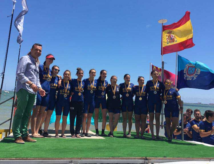  `Mara Victoria Doble Campeona en Piragismo