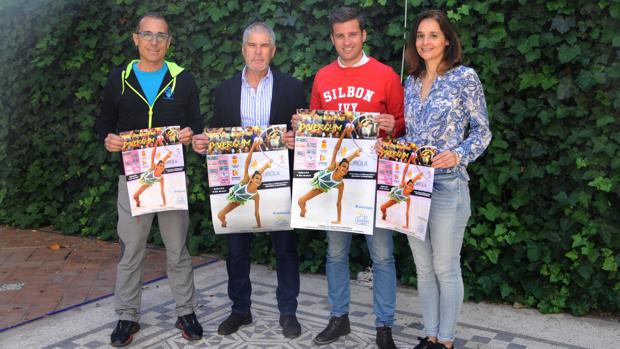 Autoridades y organizadores, durante la presentacin del torneo - ABC