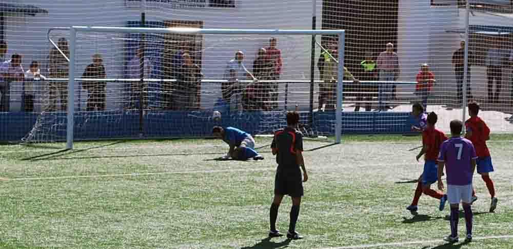 El Ayamonte pone fin al mito del fortn en Casas Blancas