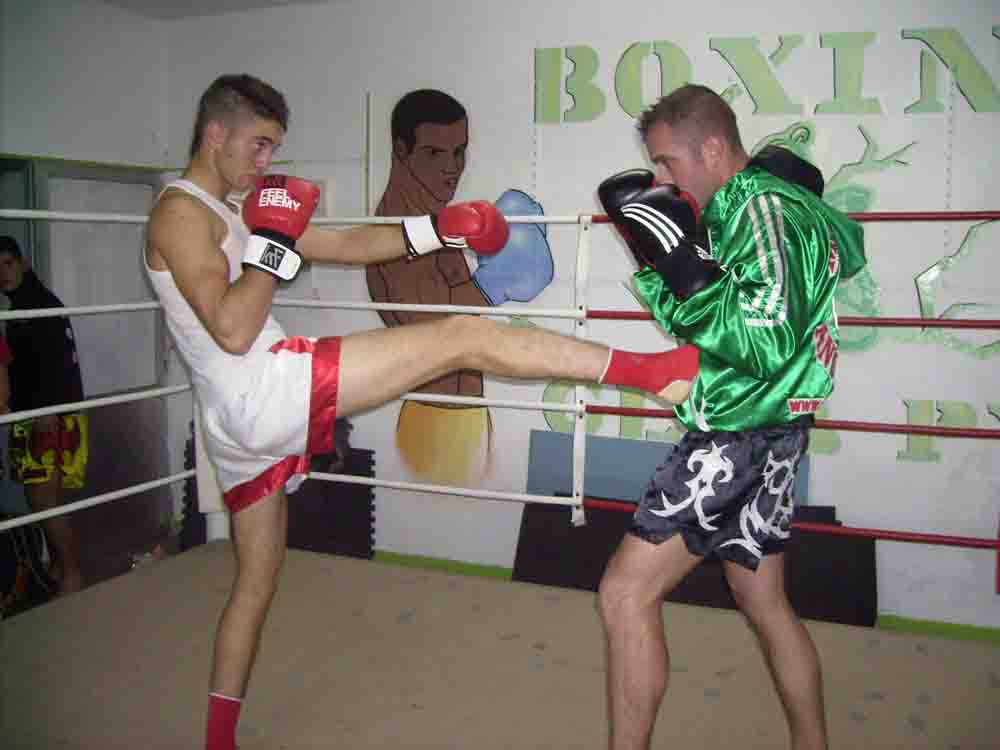 Boxing Club Pearroya abre sus puertas