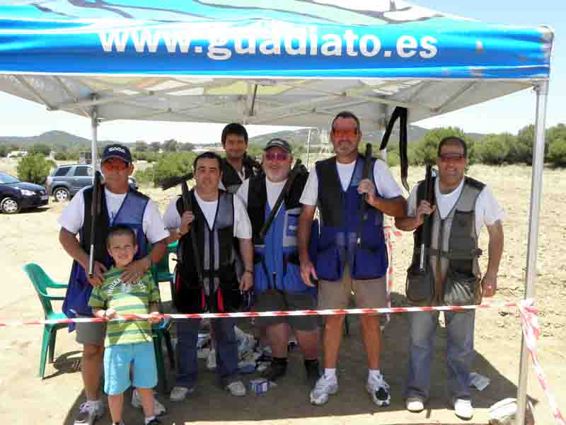 Escuadra de Pearroya ganadora por equipos