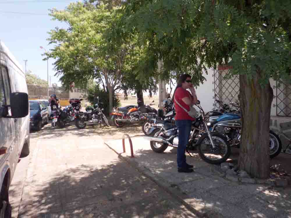 Primer Moto almuerzo lnea motera