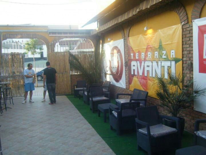 Inauguracin terraza Avanti