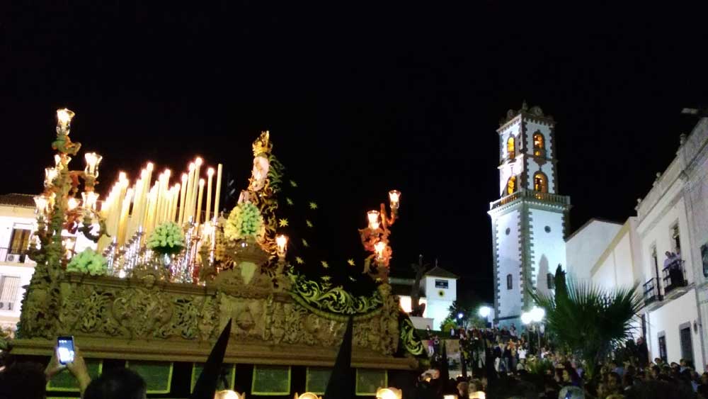 Noche y madrugada de Viernes Santo a Sbado Santo