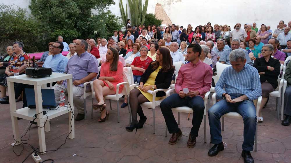 Es el momento del cambio en el acto de cierre de campaa del PSOE