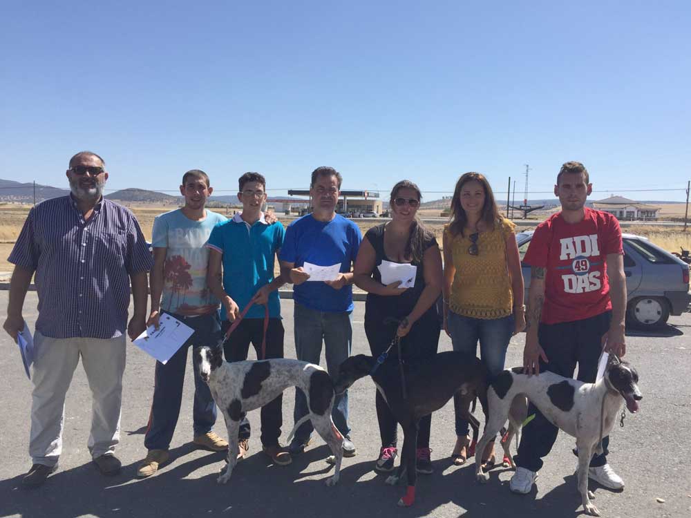 El domingo se celebr la carrera de galgos