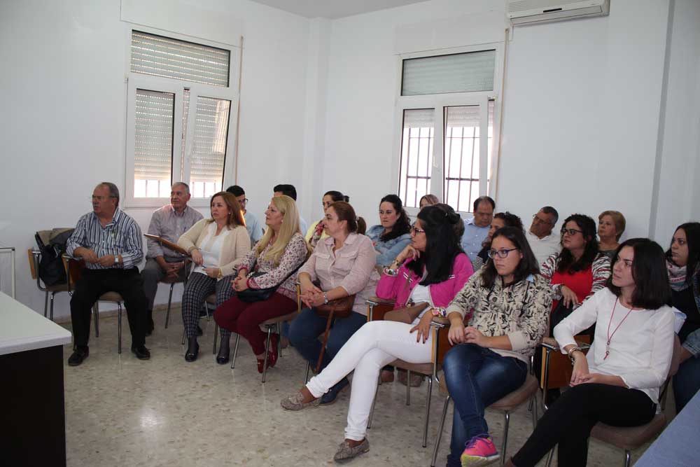 Visita del delegado especial de Cruz Roja Espaola