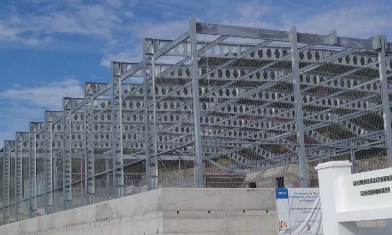 Obra en la pista polideportiva cubierta