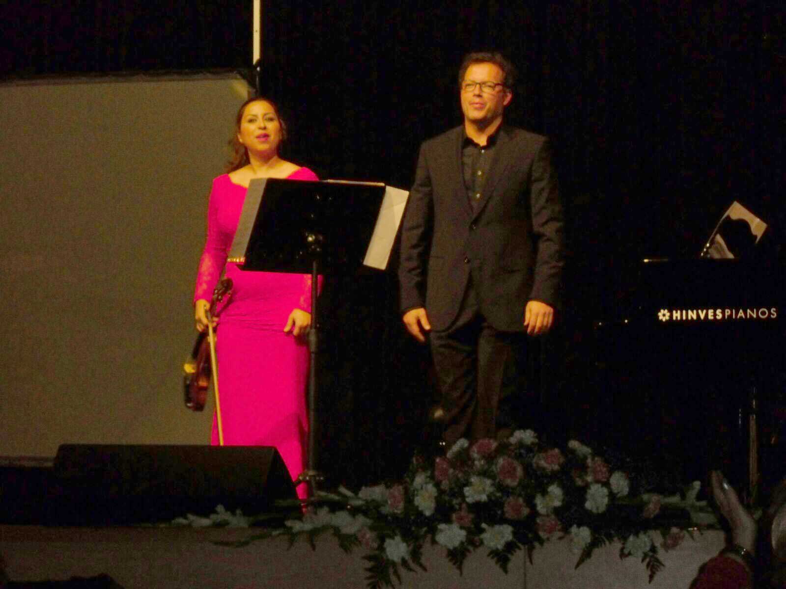 Lourdes Hierro (violn) y Pedro Gaviln (piano)