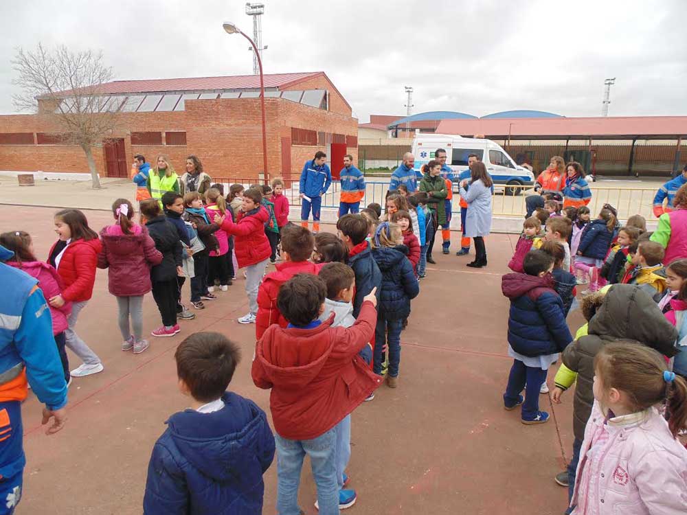 Simulacro de evacuacin en el CEIP bilinge San Jos de Calasanz 