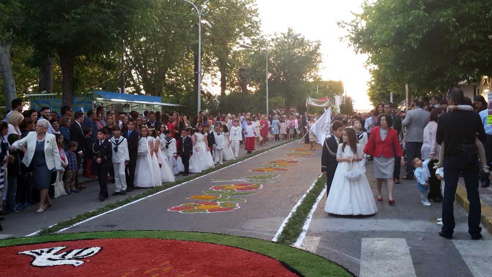 Celebracin del Corpus Christi en Pearroya Pueblonuevo