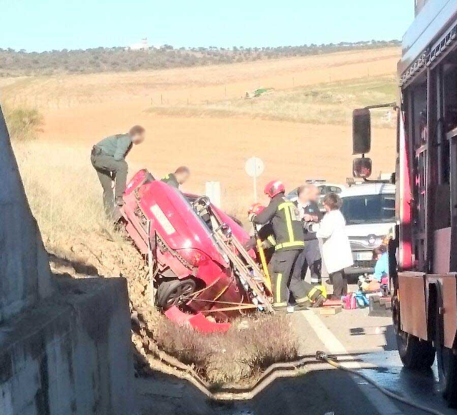 Una persona pierde la vida en un accidente de trfico en la N-432