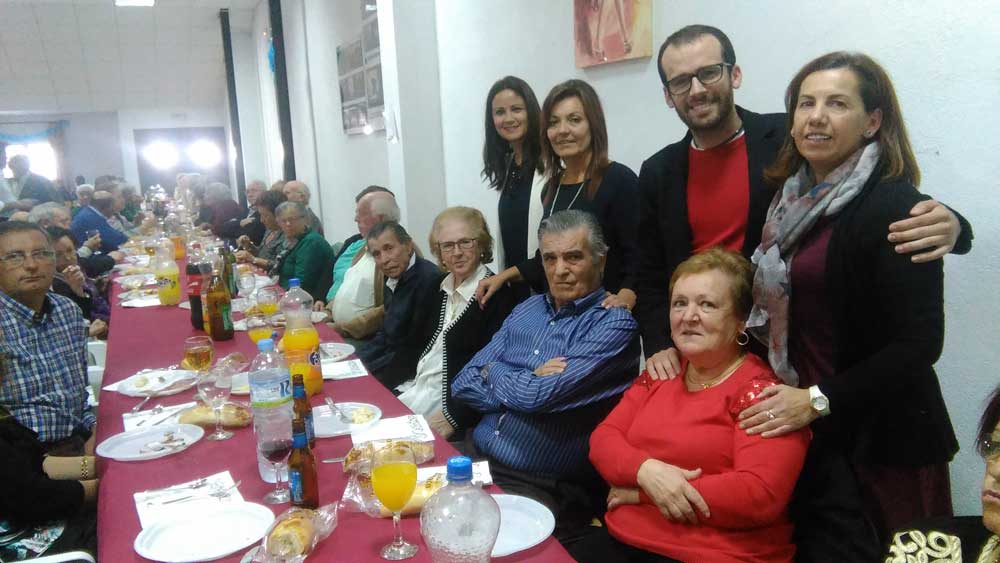 Comida de convivencia para mayores en Cuenca