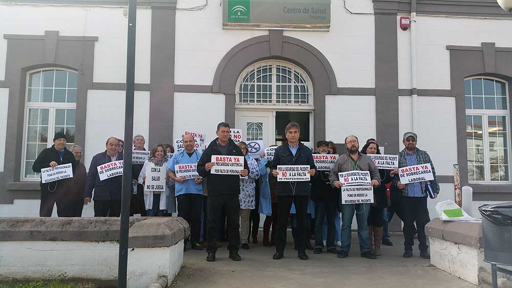 Concentracin en el centro de salud de Pearroya Pueblonuevo