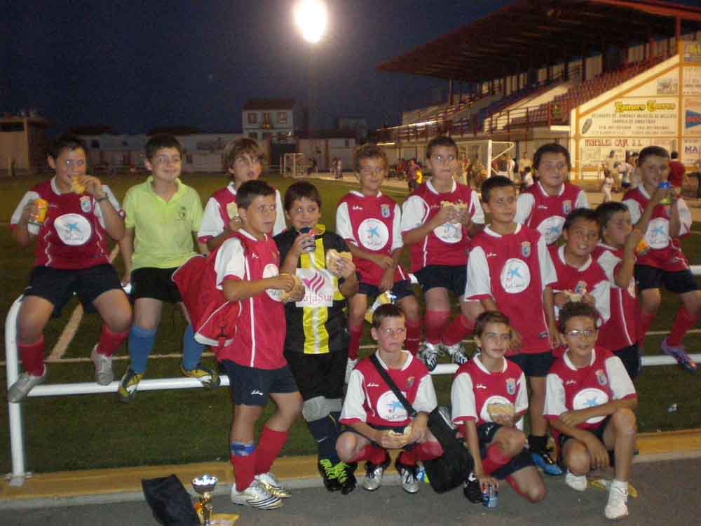 III Torneo de ftbol base en Hinojosa