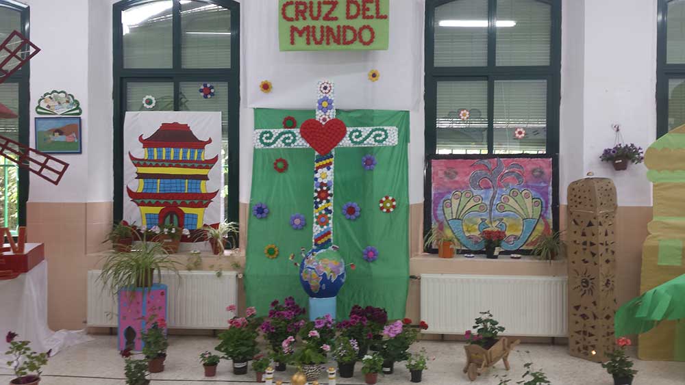 Cruz del Mundo en el CEIP Aurelio Snchez