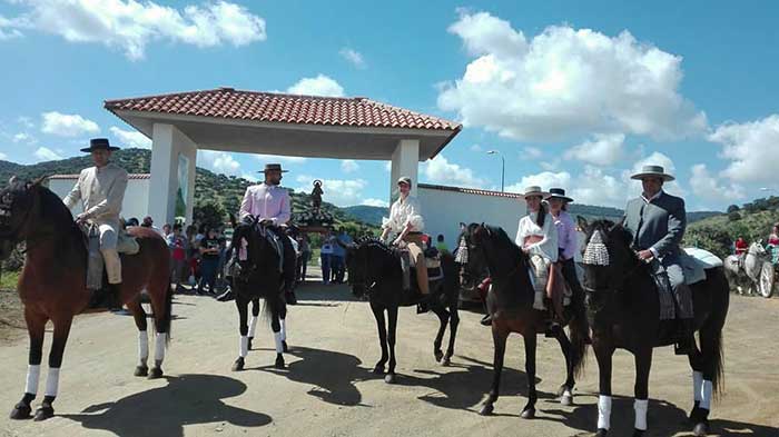 Villanueva del Rey celebra San Isidro