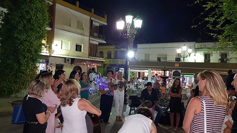 Primera edicin de la shopping night