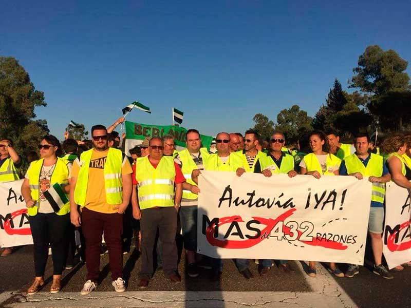 El Presidente de la Mancomunidad del Guadiato se rene con la Subdelegada