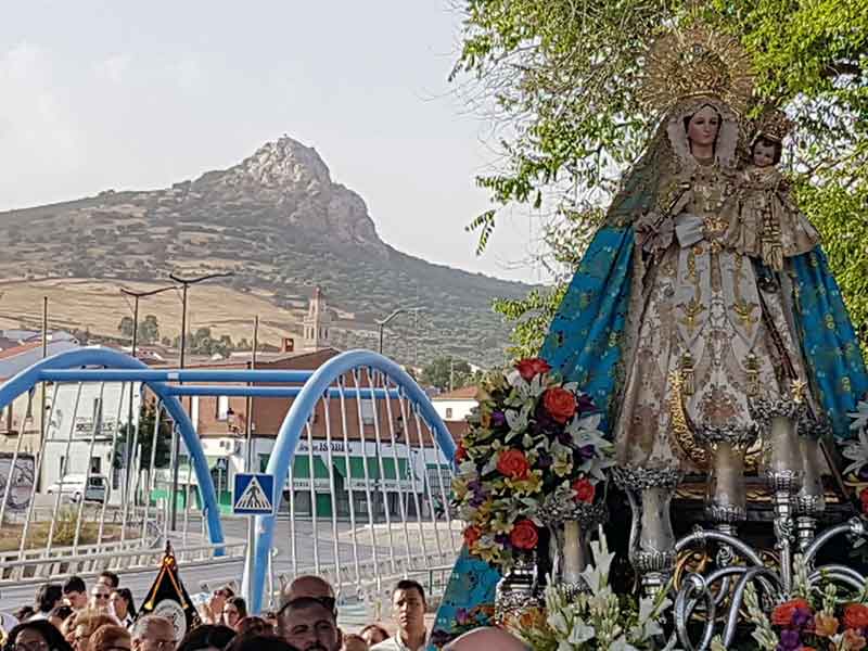 La patrona visitar cada cinco aos las parroquias de Pueblonuevo