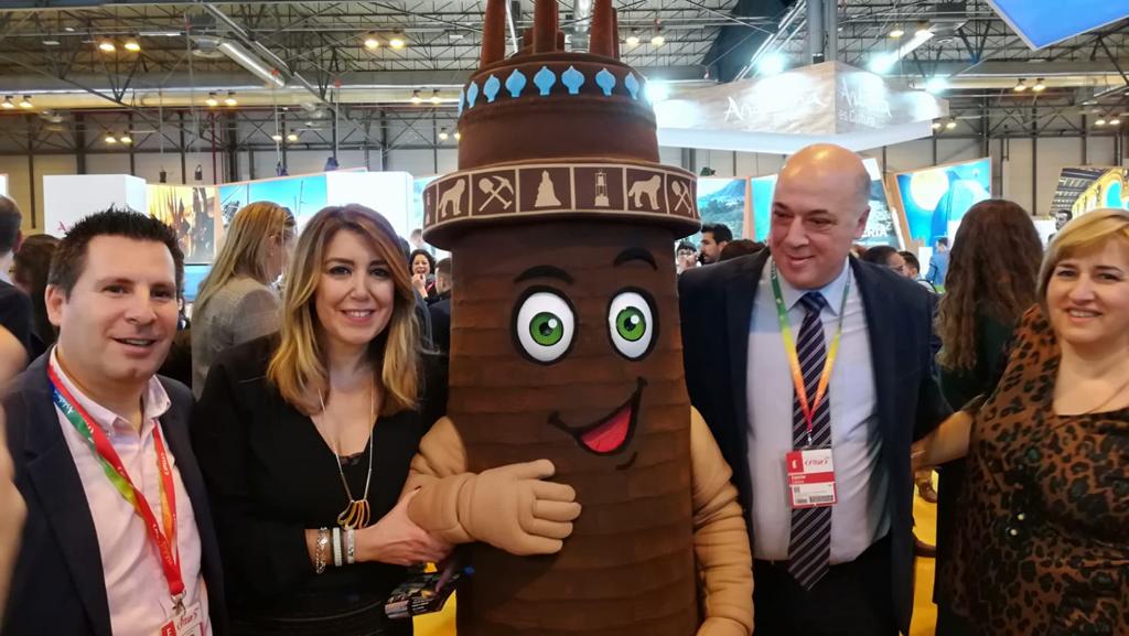 Pearroya presenta en FITUR su nueva mascota 