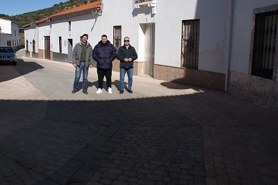 Trabajos de mejora en las calles Real y Crdoba 