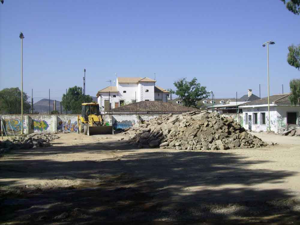La nueva pista de tenis estar terminada en dos meses 
