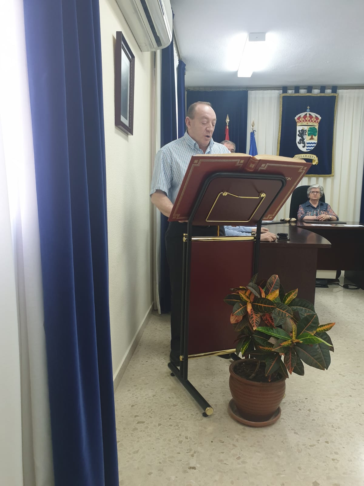 Alfonso Exposito es elegido alcalde de Villaharta