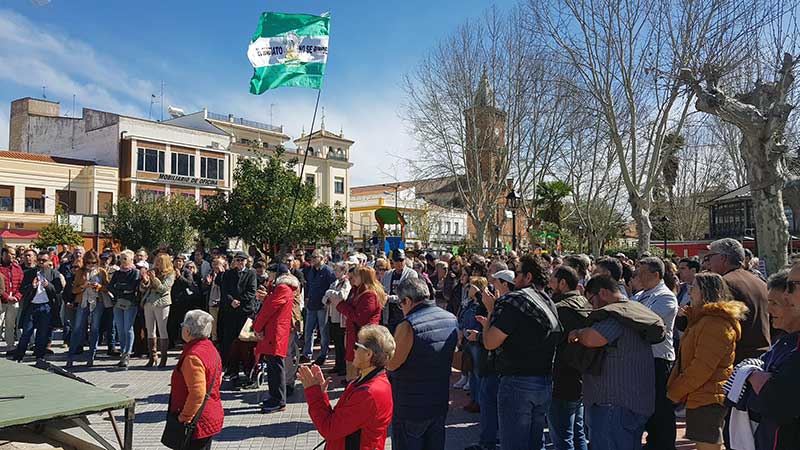 Manifestacin para pedir un futuro para el Guadiato