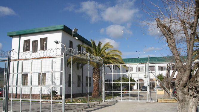 Centro de menores Medina Azahara de Crdoba. / EL DA