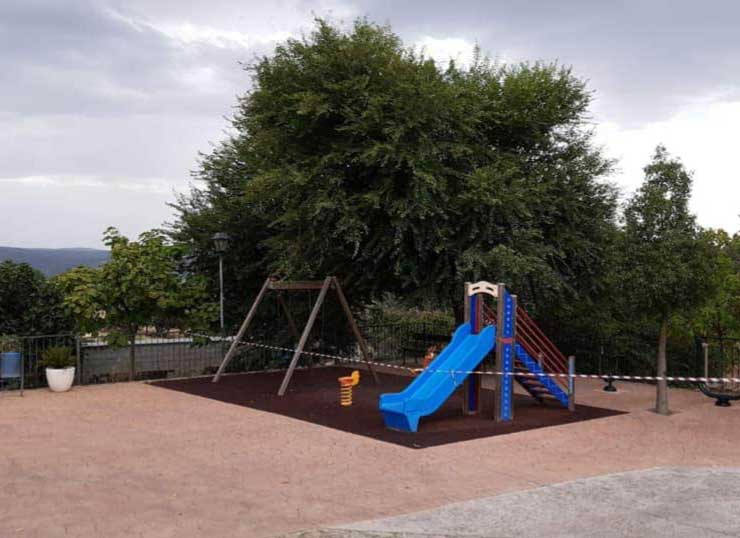 Prohibido el uso de parques y zonas infantiles 