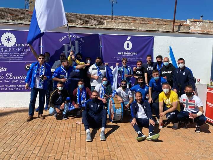 Sentimientos encontrados, esa blanca y azul