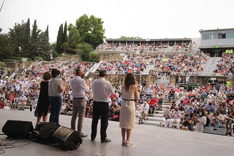 Acto homenaje a julio Anguita