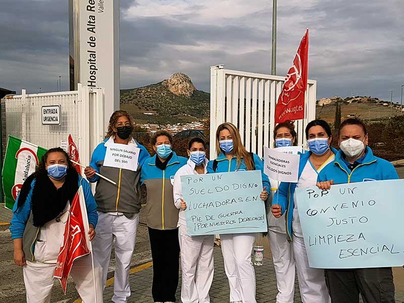 Huelga del sector limpieza en hospital Valle del Guadiato