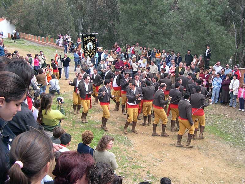 Romera de San Benito y la Danza de las Espadas 