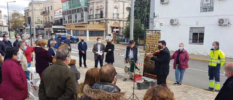 Stolpersteine rinde homenaje a los deportados