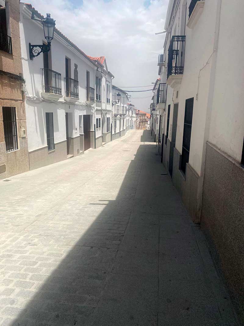 Terminado un nuevo tramo de pavimentacin