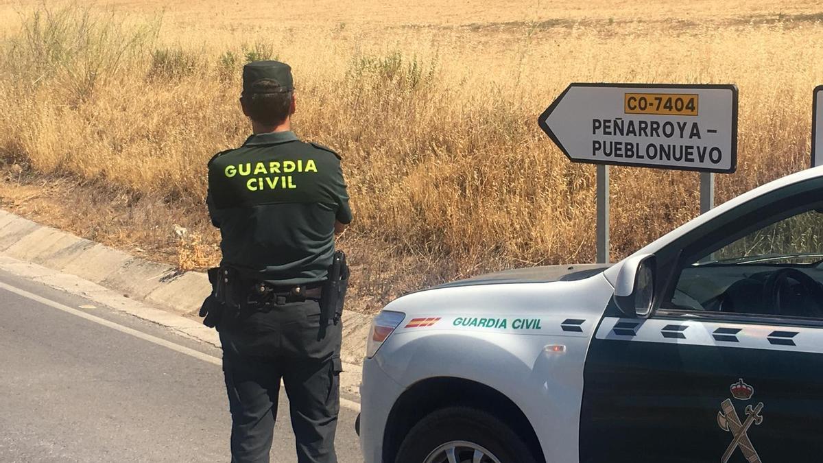 La Guardia Civil detiene en Pearroya a cuatro personas