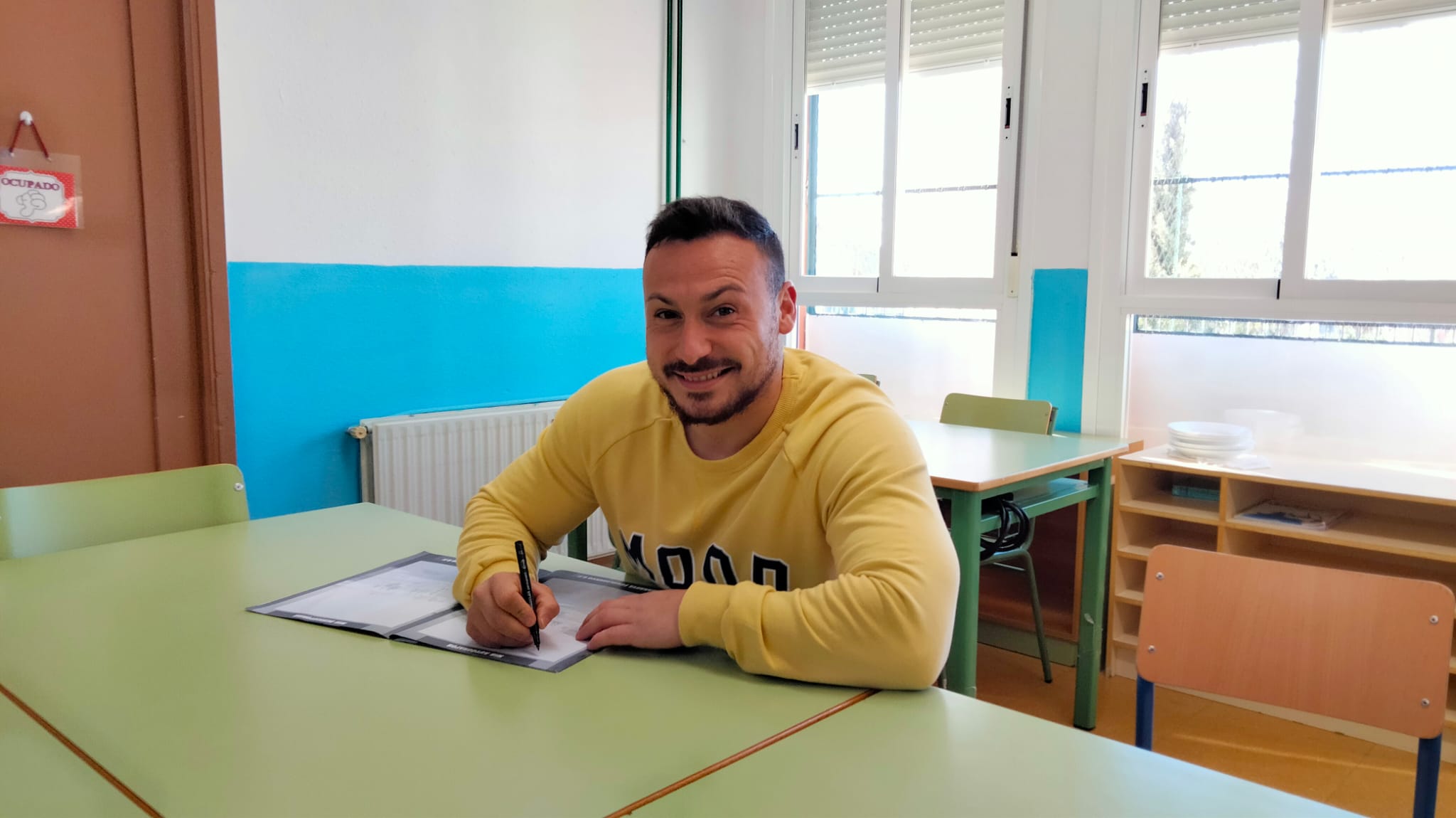 El CEIP Alfredo Gil apoya al Pearroya-Pueblonuevo CF