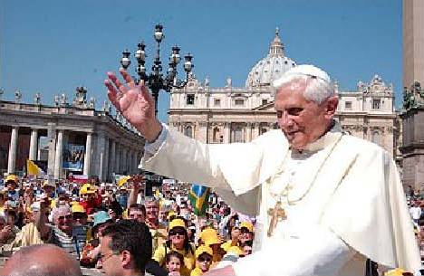 Psale factura al Papa