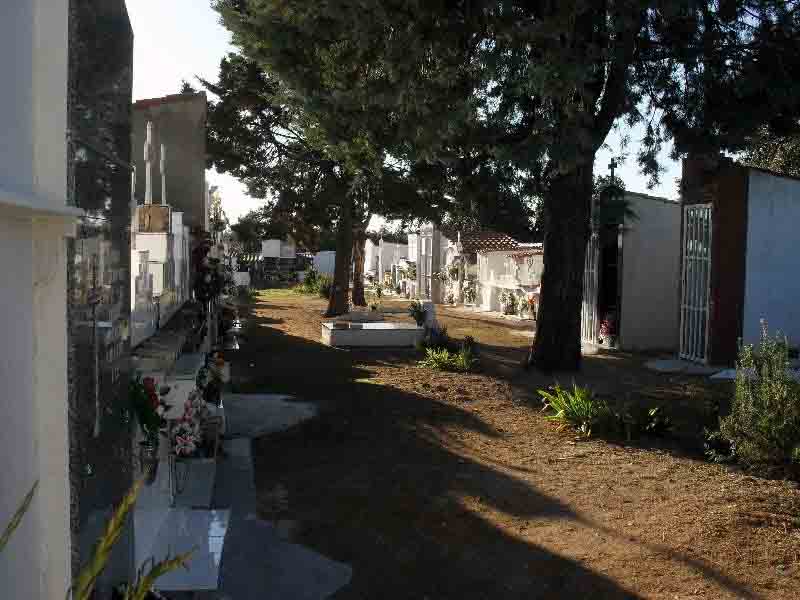 Cementerio de Alcornocal y Los Pnchez