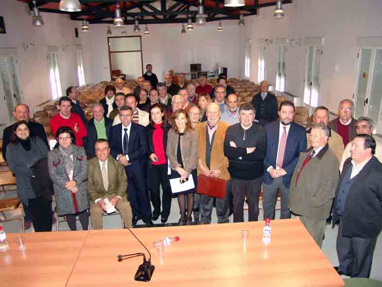 Reunin de agricultores con la directora general