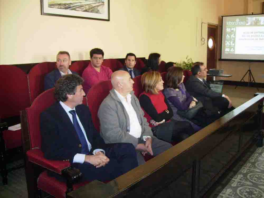 Moreno, alcaldes y los 43 emprendedores del Guadiato