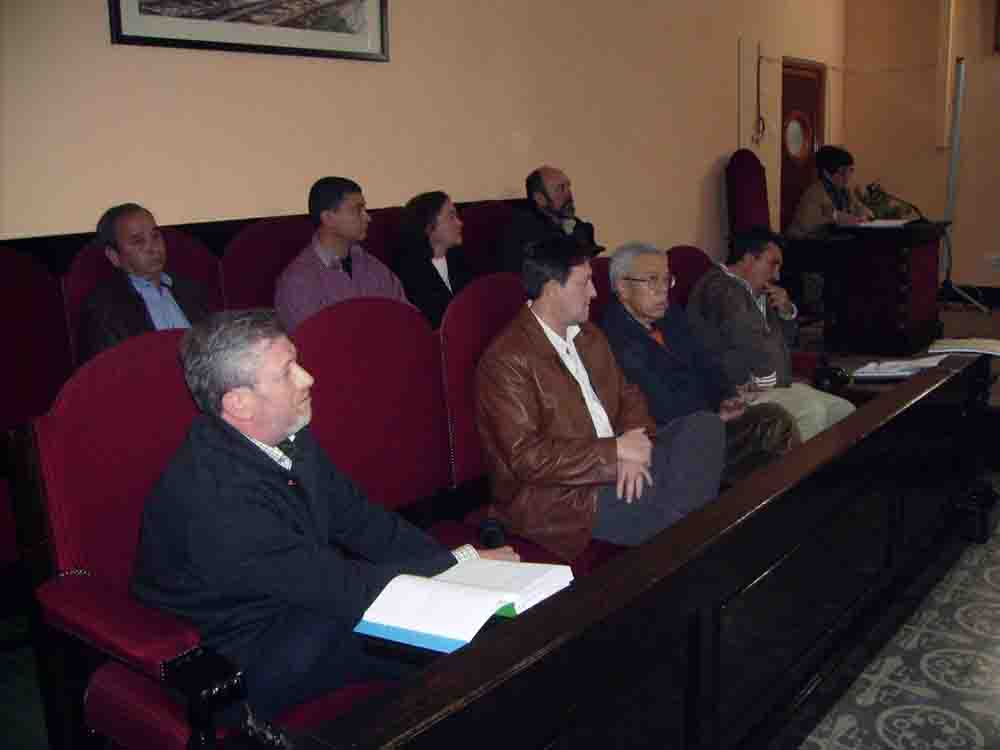 Miembros de la oposicin en Pearroya