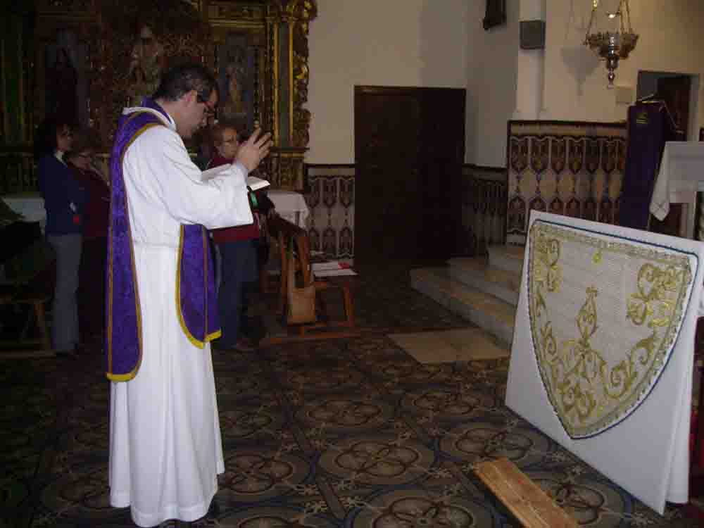 Bendecida la Mantilla de la Virgen de la Soledad 