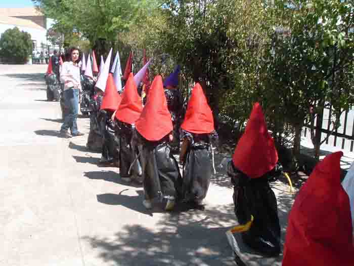 Procesin en el CEIP Eladio Len