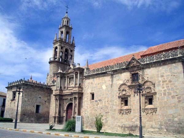  Noche Solidaria de Cruz Roja en Hinojosa