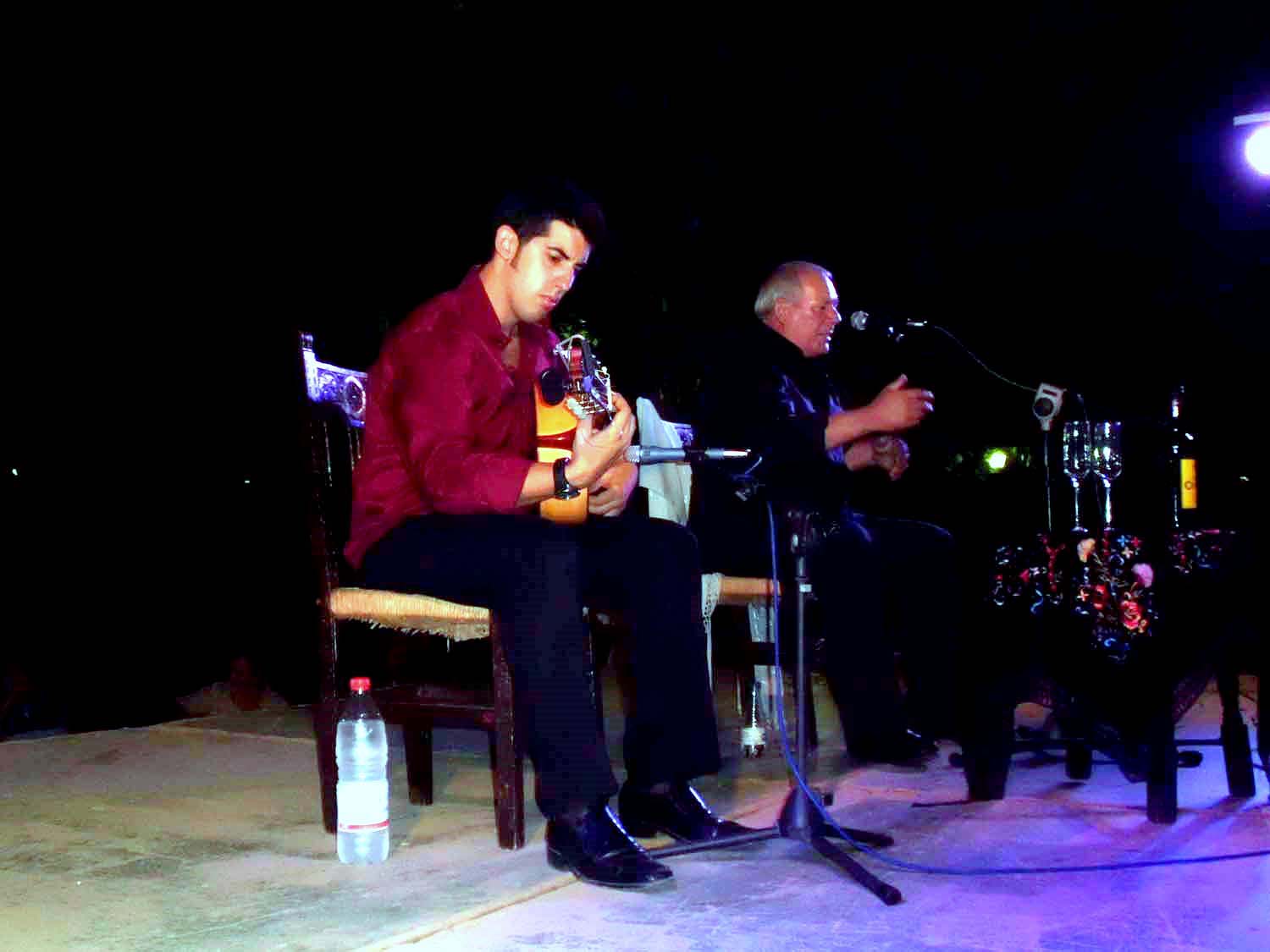Velada flamenca en la Plaza Santa Brbara