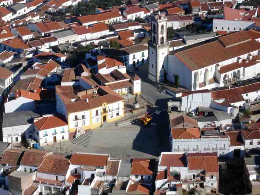 La alcaldesa y sus aldeas (Foto Andrs Monterroso)