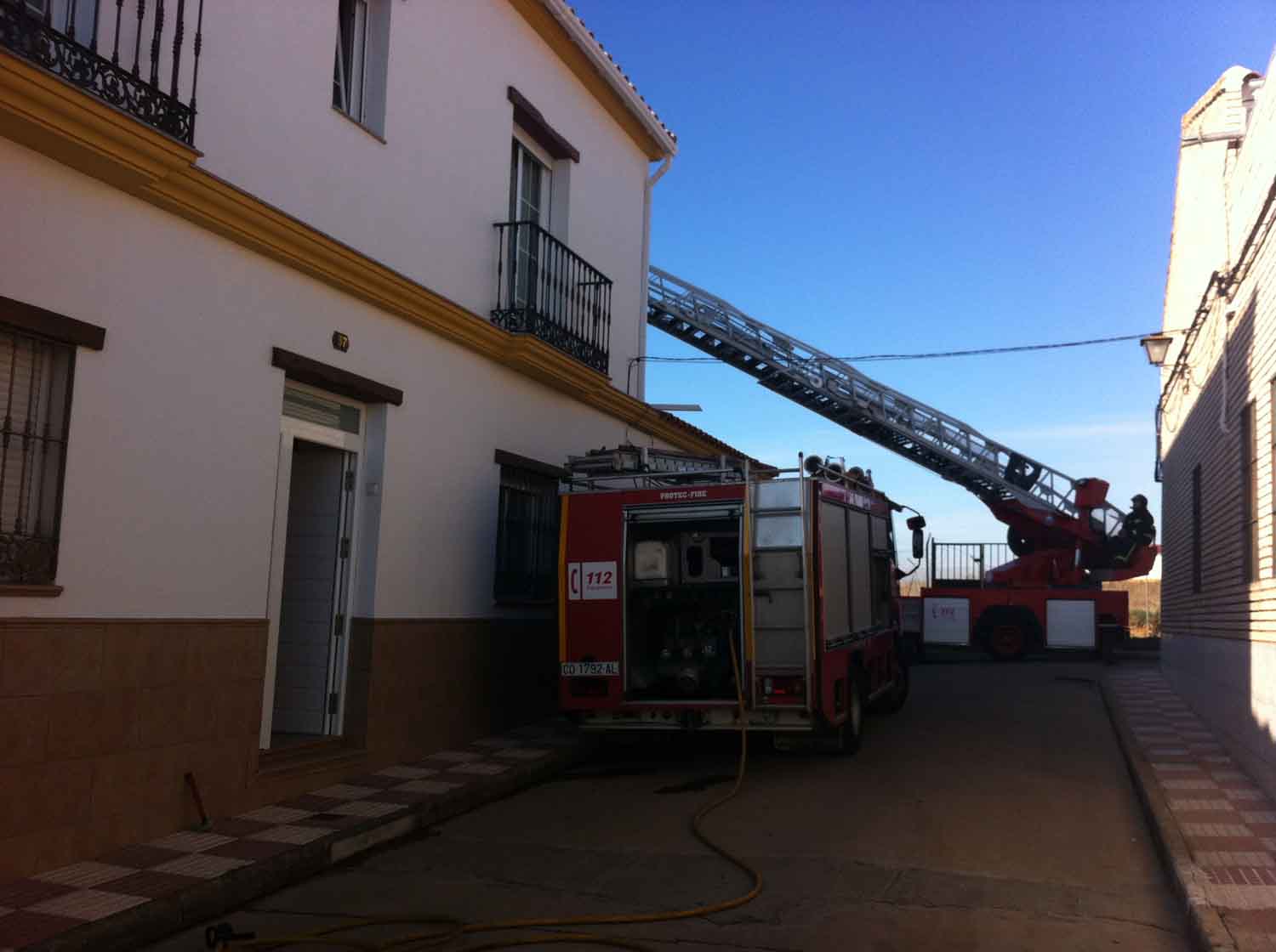 Una chimenea de lea causante de la intervencin de los bomberos